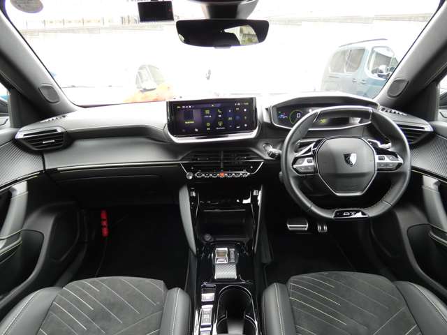 Peugeot SUV 2008 5