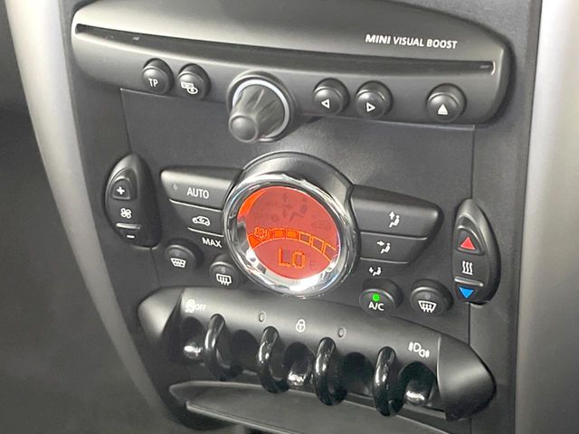 MINI Crossover 7