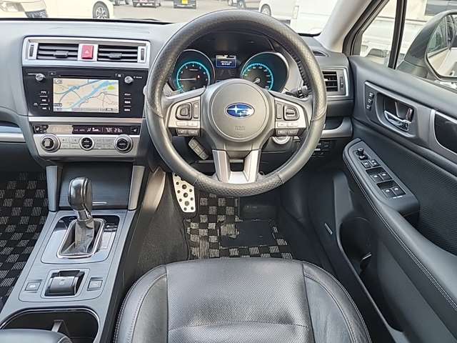 Subaru Legacy Outback 6