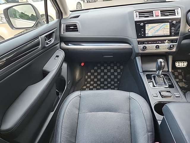 Subaru Legacy Outback 7