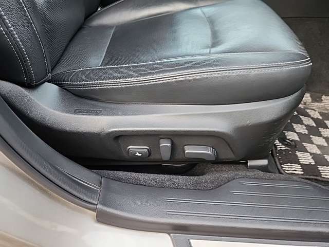 Subaru Legacy Outback 8