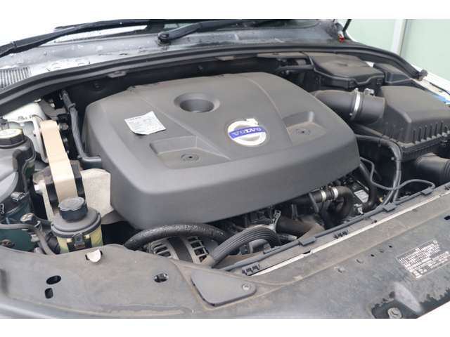 Volvo XC70 11