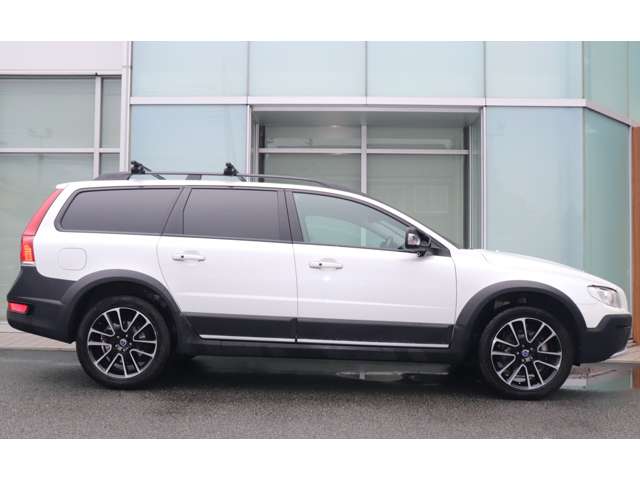 Volvo XC70 9