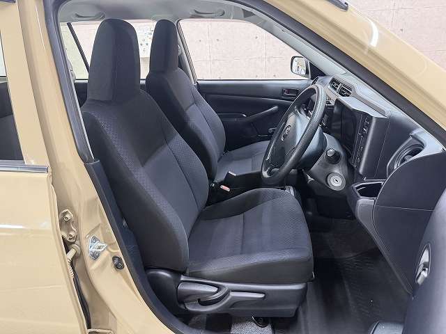 Toyota Probox Van 9