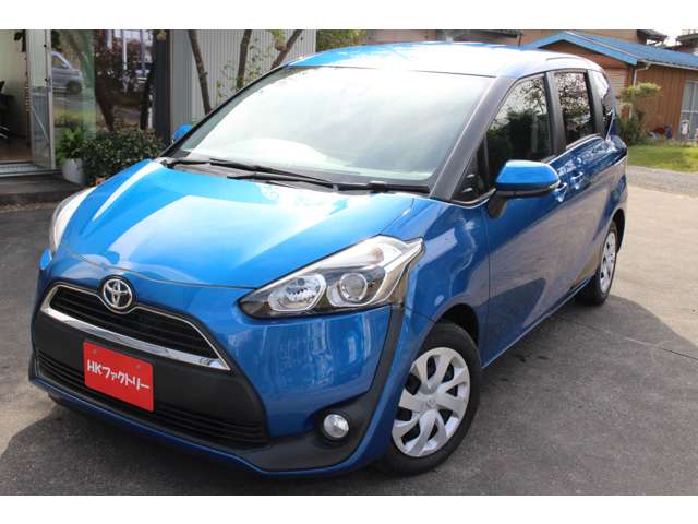 Toyota Sienta 5