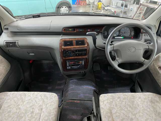 Toyota Light Ace Noah 3