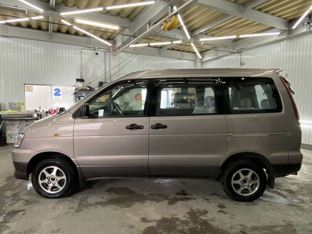 Toyota Light Ace Noah 10