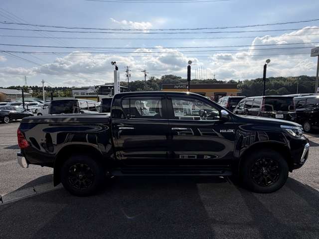 Toyota Hilux 10