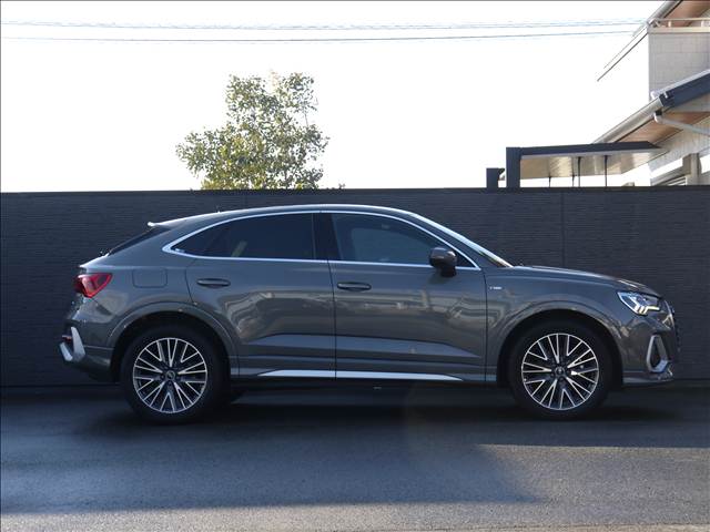 Audi Q3 Sportback 6
