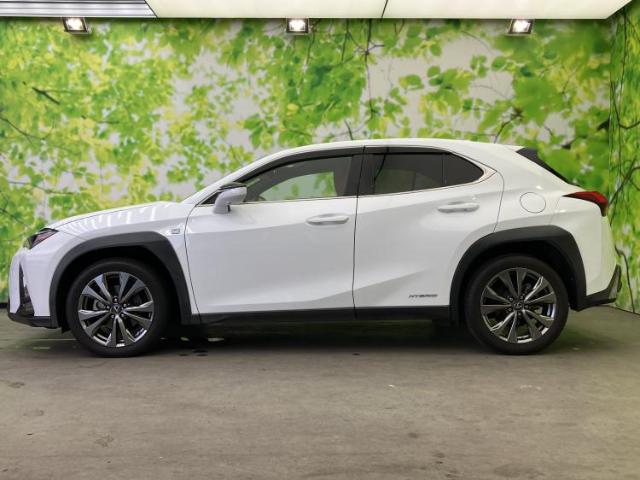 Lexus UX 5