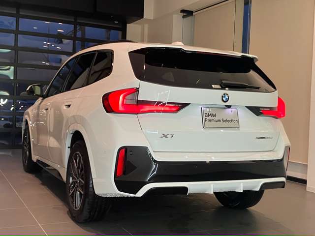 BMW X1 12