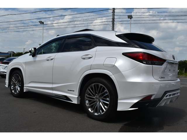 Lexus RX 10