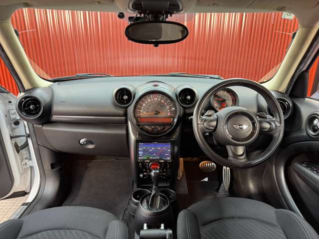 MINI Crossover 4