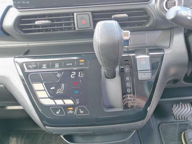 Mitsubishi eK X 11