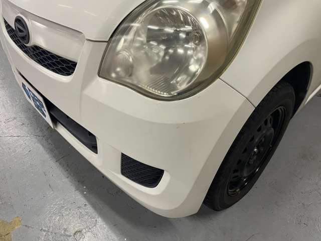 Daihatsu Mira 12