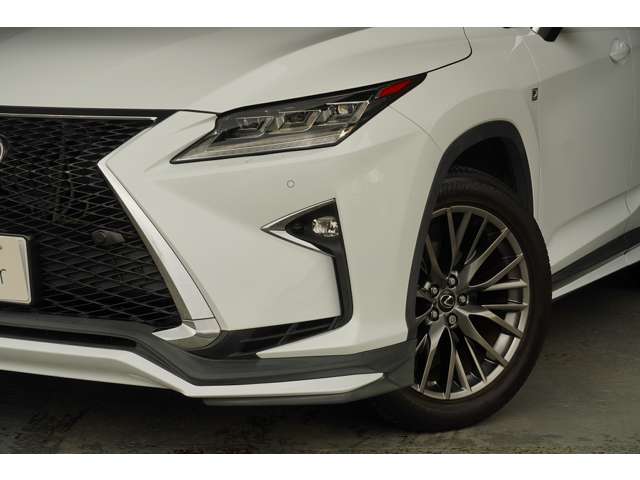 Lexus RX 6