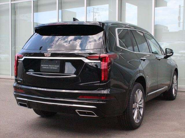 Cadillac XT6 8
