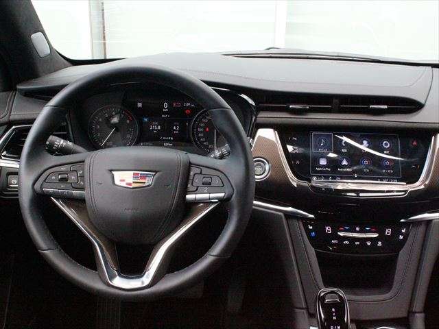 Cadillac XT6 10