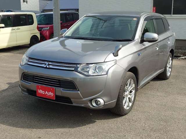 Mitsubishi Outlander PHEV 8