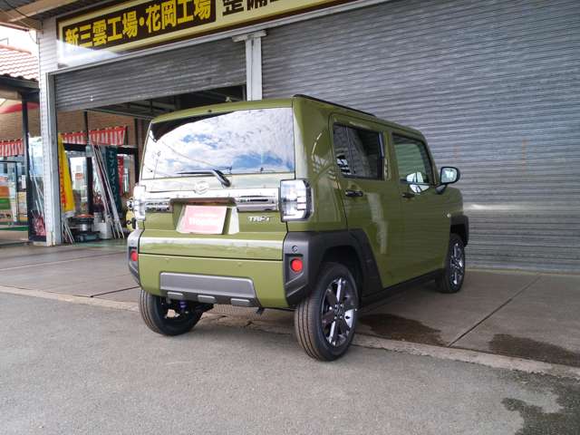 Daihatsu Taft 7