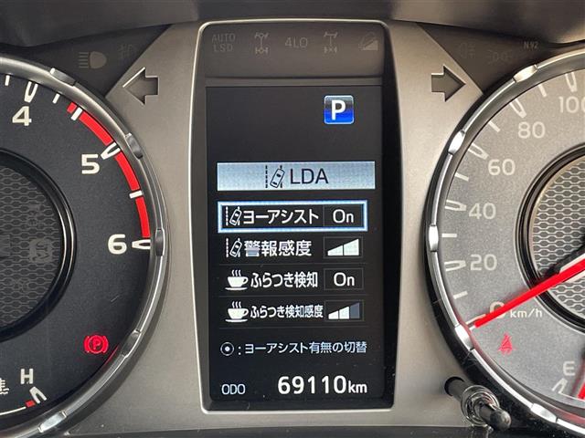 Toyota Hilux 6