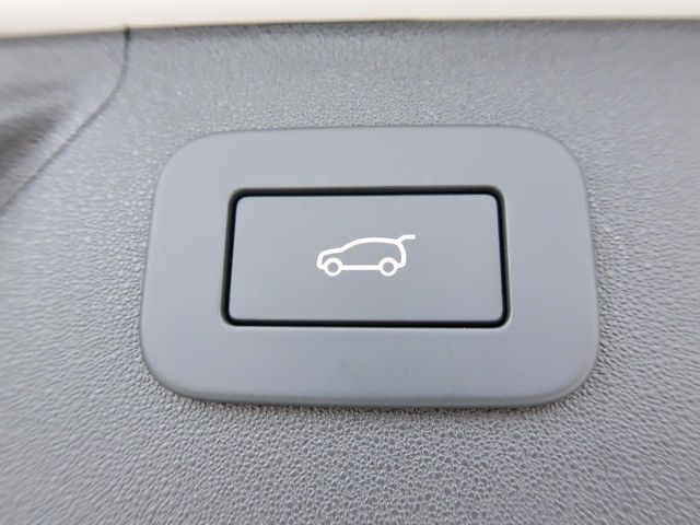 Land Rover Discovery Sport 12