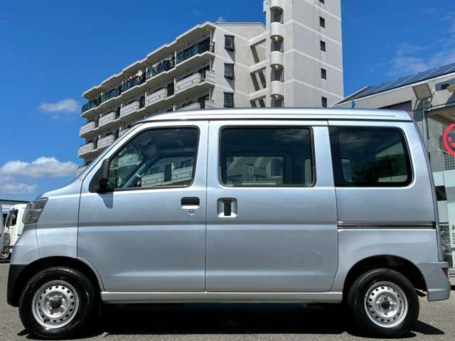 Toyota Pixis Van 10