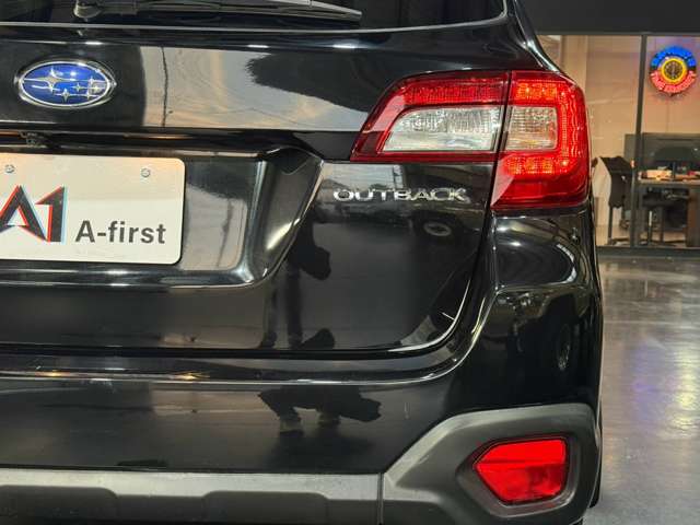 Subaru Legacy Outback 5