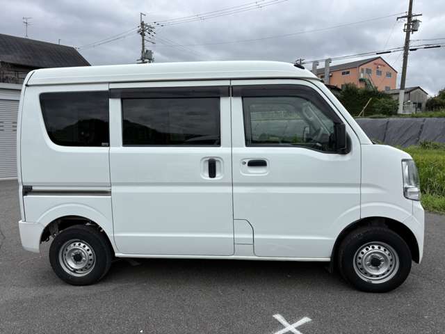 Nissan NV100 Clipper 11