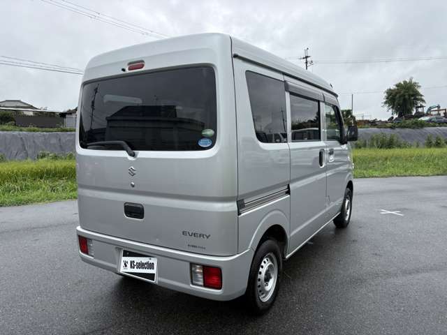 Suzuki Every 11