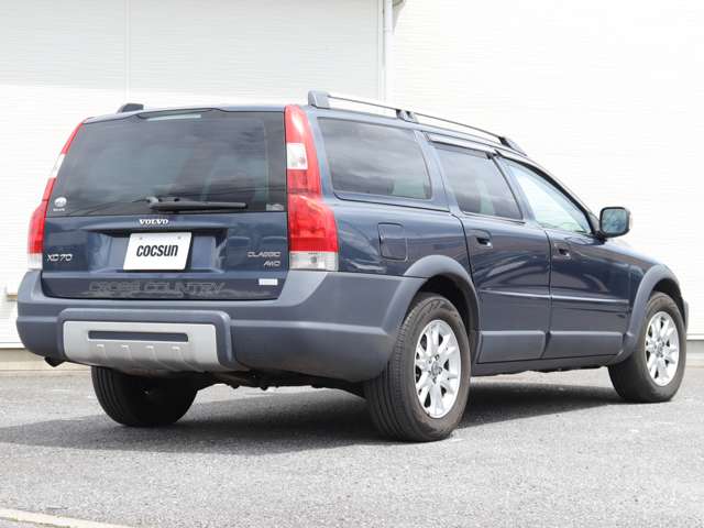Volvo XC70 8