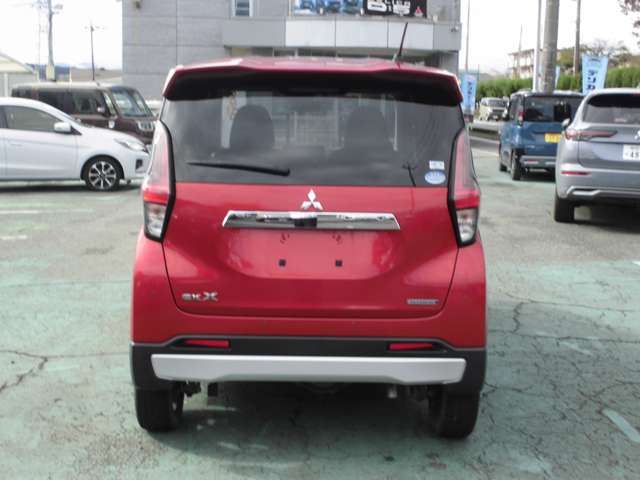 Mitsubishi eK X 3