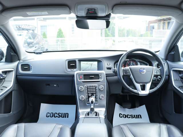 Volvo V60 Cross Country 4