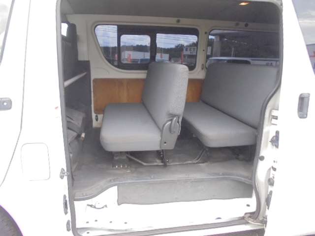 Toyota Regius Ace 8