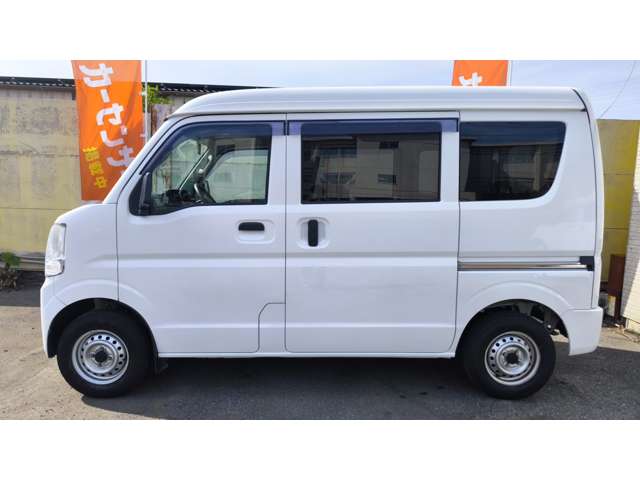 Nissan NV100 Clipper 4