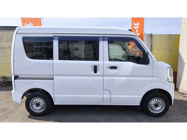 Nissan NV100 Clipper 8