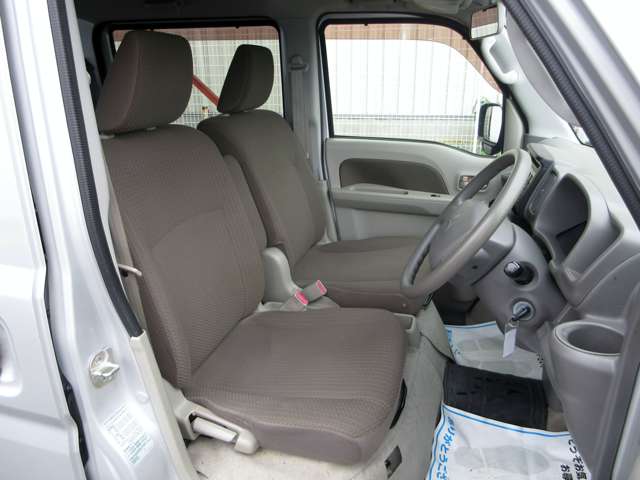 Mitsubishi Minicab Van 9