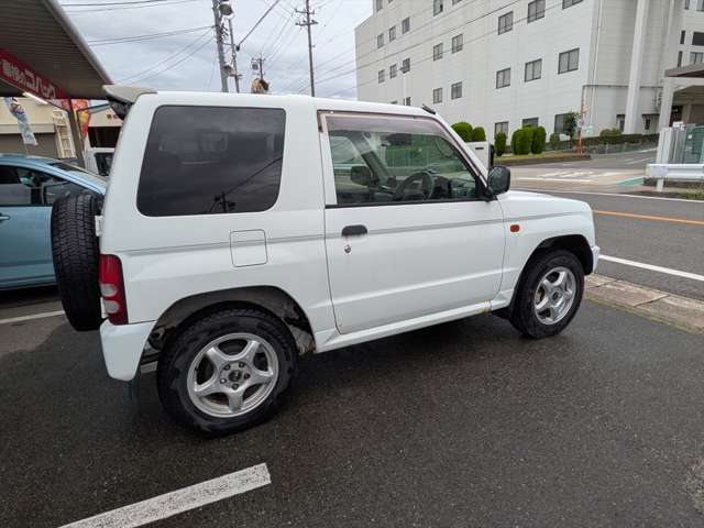 Mitsubishi Pajero Mini 9