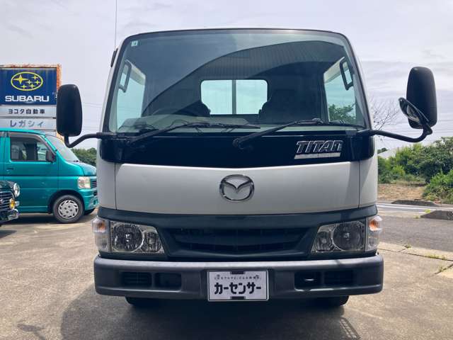Mazda Titan Dash 2