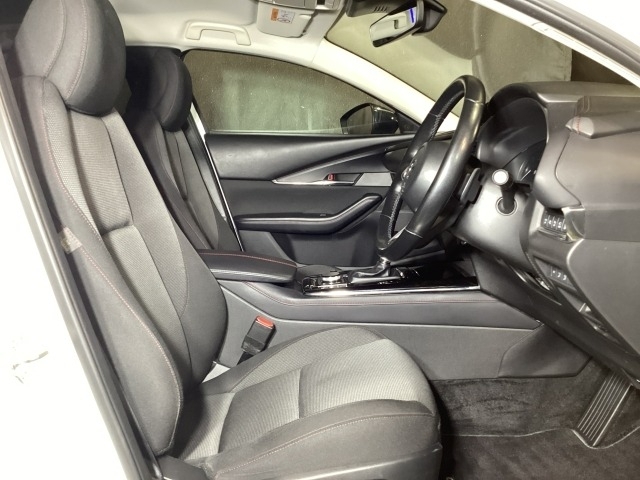 Mazda CX-30 7