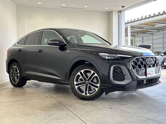 Audi Q5 Sportback 6