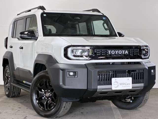 Toyota Land Cruiser FJ 4