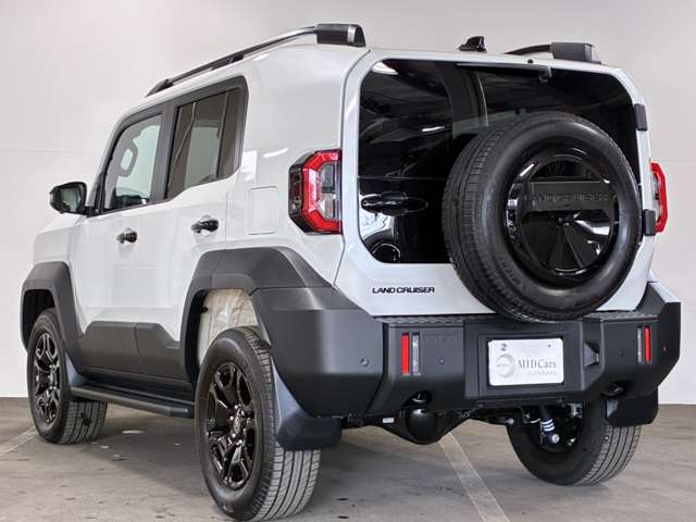 Toyota Land Cruiser FJ 8