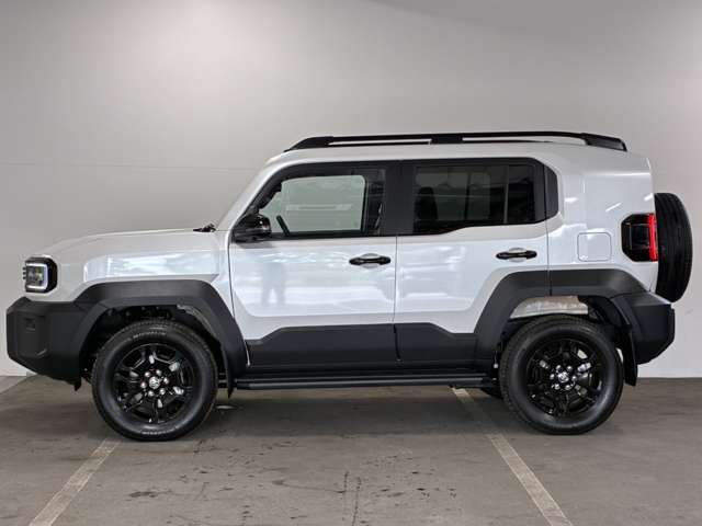 Toyota Land Cruiser FJ 9