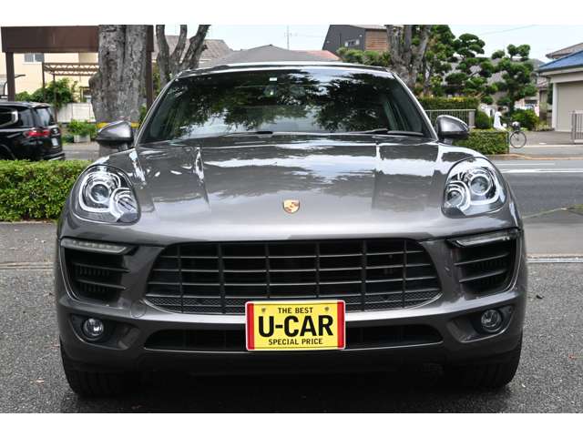 Porsche Macan 4