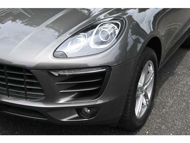 Porsche Macan 5