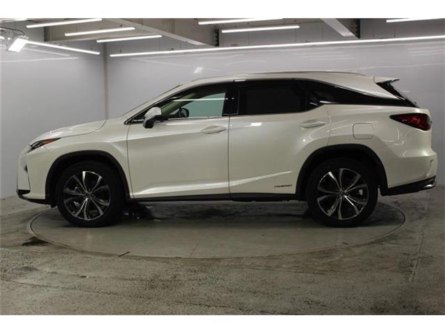Lexus RX 9