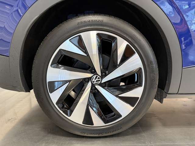 Volkswagen ID.4 9