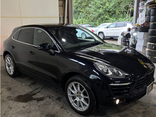 Porsche Macan 10