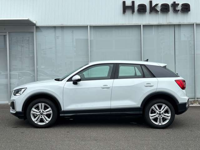 Audi Q2 8